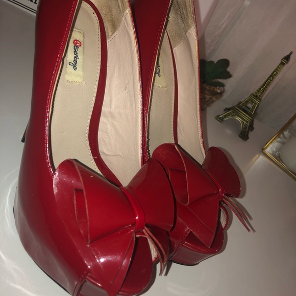 RED heels - Picture 3 of 3